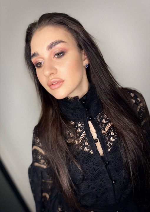 Make-up – Olena Bilenko