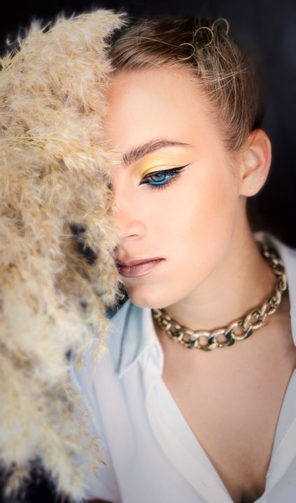 Make-up – Olena Bilenko