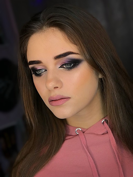 Make-up – Olena Bilenko