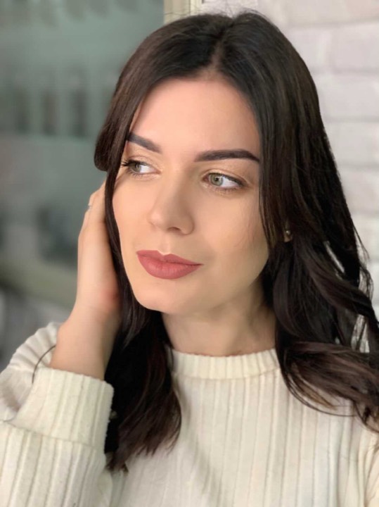 Make-up – Olena Bilenko